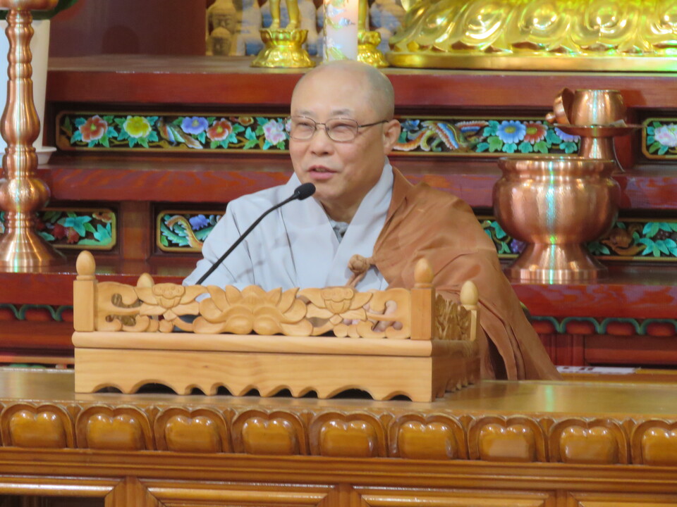 ���ֻ� ���� ���Ƚ����� �л��鿡�� "�ұ��л�ȸ Ȱ���� � ���� �ٸ� ��ġ���� ������ �����ϴµ� ������ �Ǳ� �ٶ���"�� �����ߴ�.&nbsp;&nbsp;