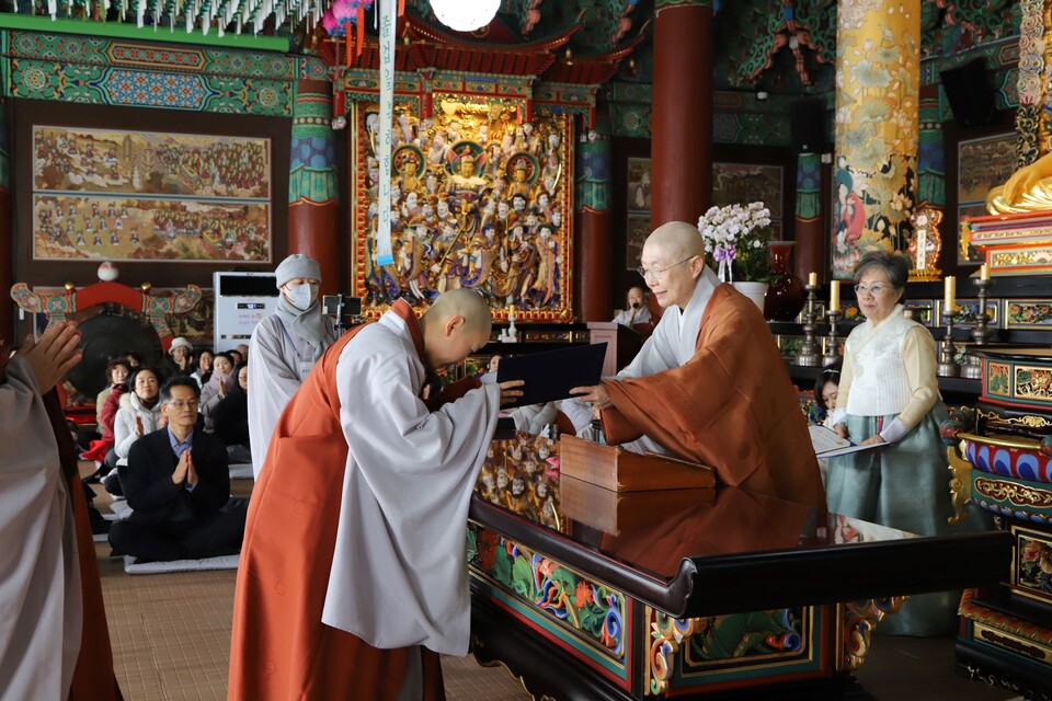 ����� ���� ���󽺴��� ��� ���ο��� ǥâ���� �����ϴ� ���.