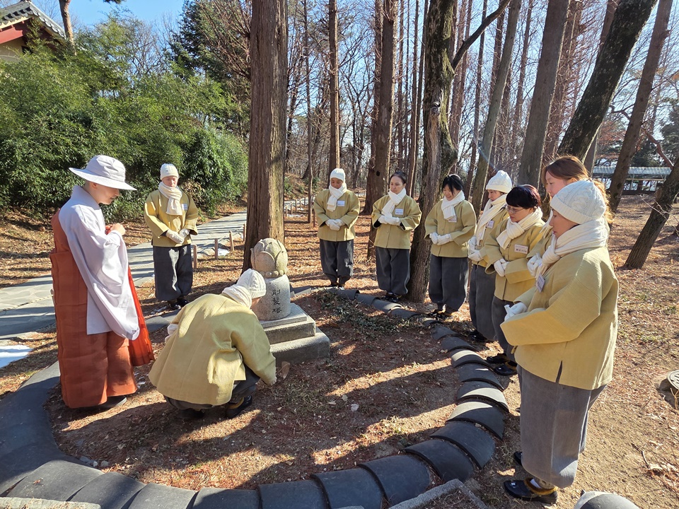 �Ⱑ�б� ���ڵ��� �ڽ��� �Ӹ�ī���� �泻�� ���� ���������� ������ ���.