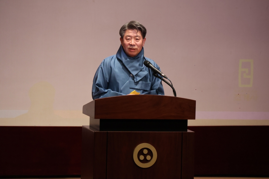 �̽��� �ѽŵ�ȸ�嵵 ���� �λ縦 ���ϱ� ���� �����ߴ�.