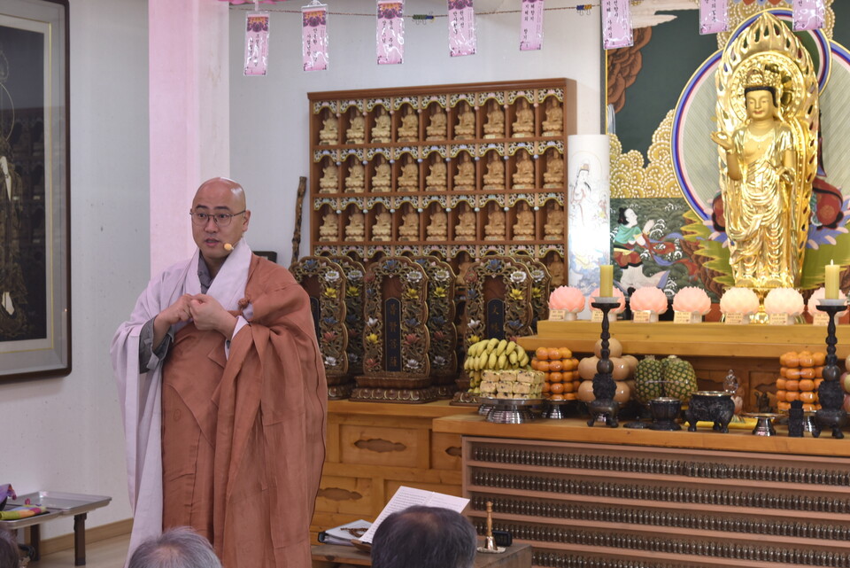 ������ ���� ���ؽ����� ���� ��ȸ�� ������ �簡���ڵ鿡�� �����ϰ� �ִ�.&nbsp;