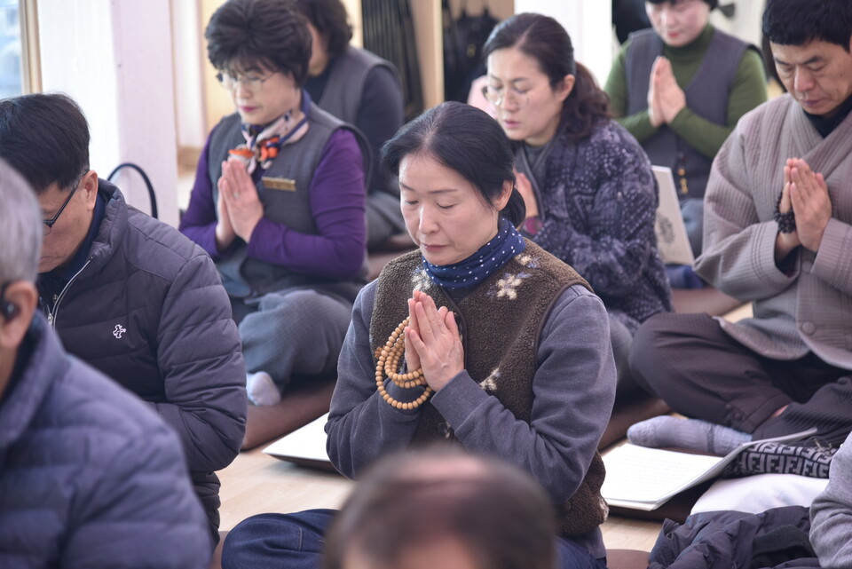 2��1�� ���� ������ �簡�� �����ȸ���� ���ڵ��� �⵵�ϴ� ���.&nbsp;