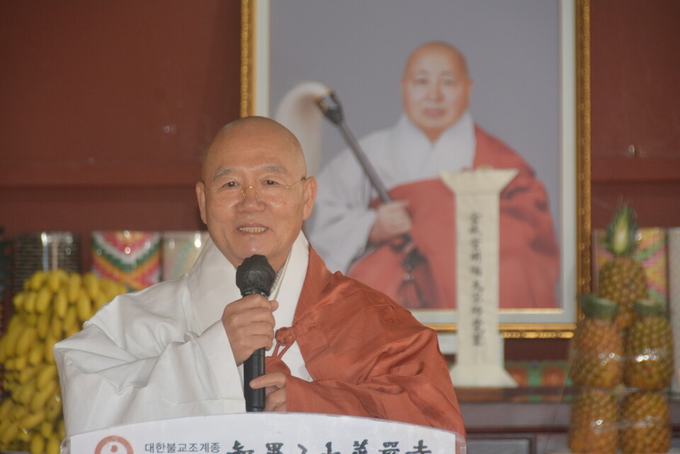 ȭ���� ȸ�� �������� �߸��� ����