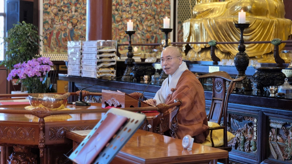 ���û� ���� ���潺���� ���������ڿ��� ������ ���ߴ�.