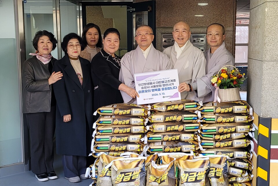 �ں��� �Ұ� �Ŀ����� �����ϱ� �� ��� ���� �Կ� ���.