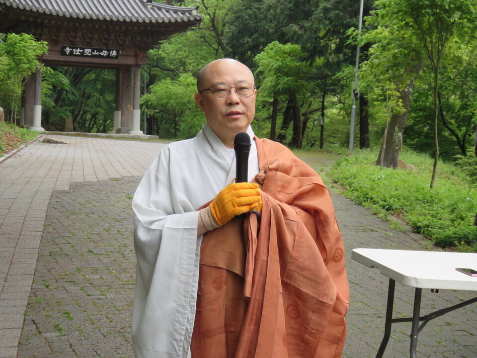 ���ֻ� ���� ���Ƚ����� ������ �ռ� ������ ��� ������ ������ ����̸�, ���� �����̿��� �������� �ִ� ���� ���� �� �ٿ����� ����� ���縮�� �ִ١��� �������� ������ ���� ��ü ���� ����� �ֵѸ��� �ʴ� û���� ���� ����� �����ϱ� �ٶ���"�� ����ߴ�. 