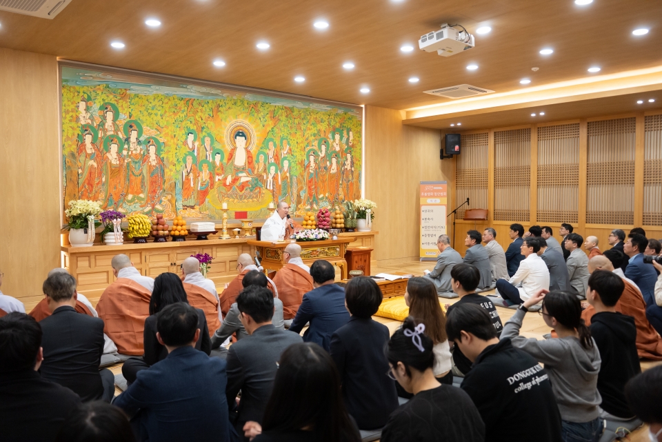 ������� 4��21�� ������̿��޵�ķ�۽� �� �����Ϳ��� �ĺ���ȭ ���Ƚ� �� ��� �������� �����ߴ�. ������ ������ �ĺ���ȭ ���ȽĿ��� �̻��� ���������� ������ �ϴ� ���.