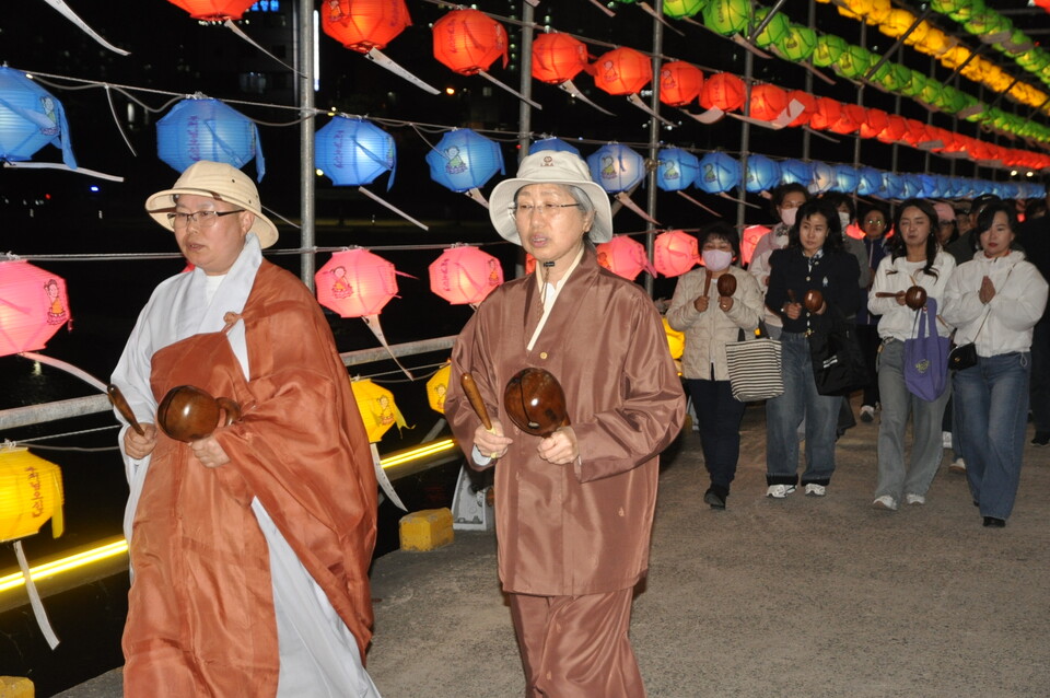 �������� ����� ����� ���� �����ϴ� ���ڵ�.&nbsp;